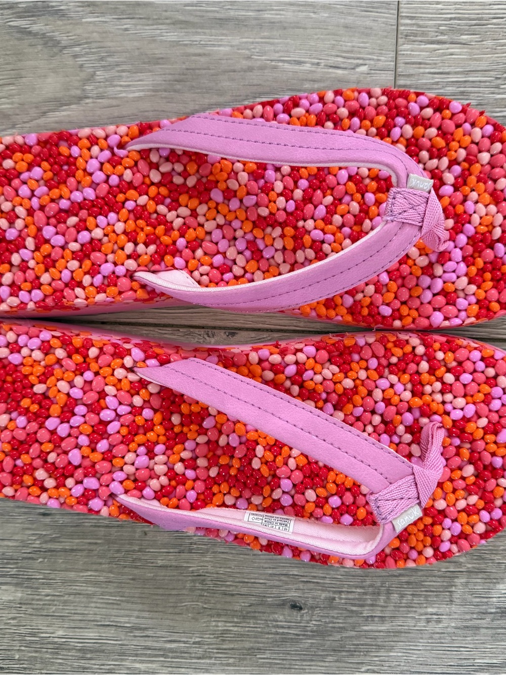 Sanuk Textured Beaded Pink & Red Flip Flop Sandals